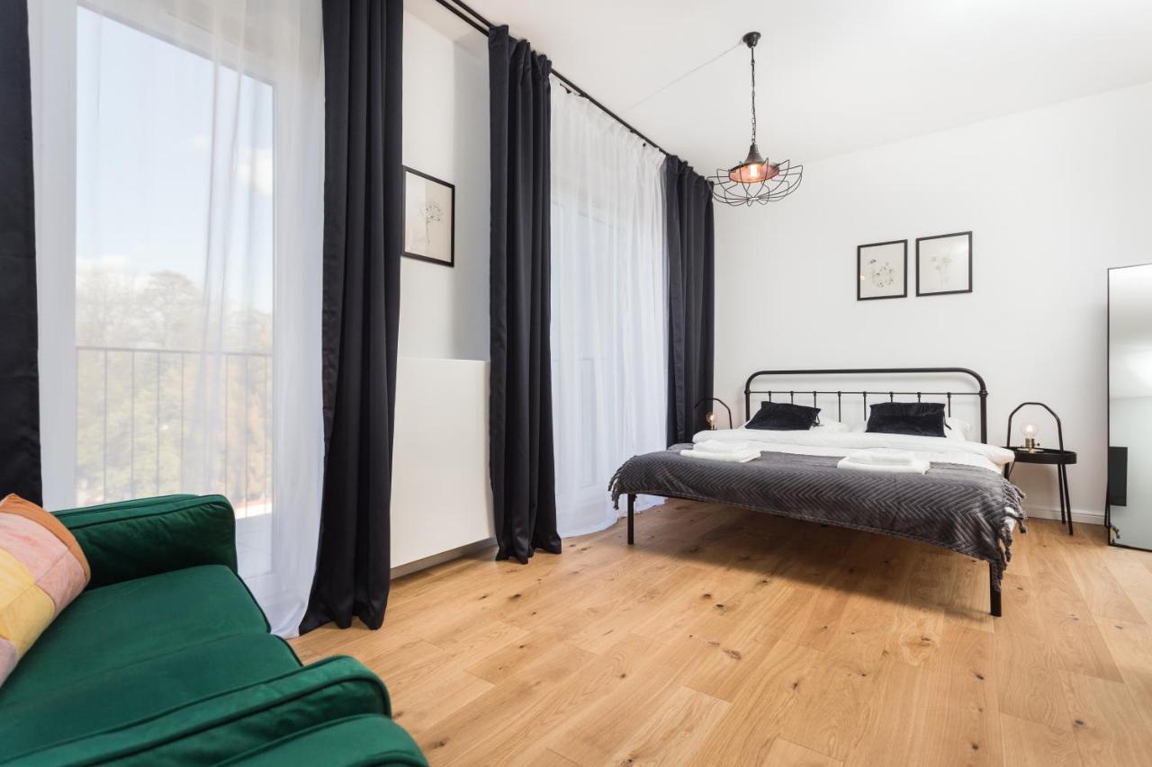 City Of The Kings - Botany Bay Apartment Cracovia Esterno foto