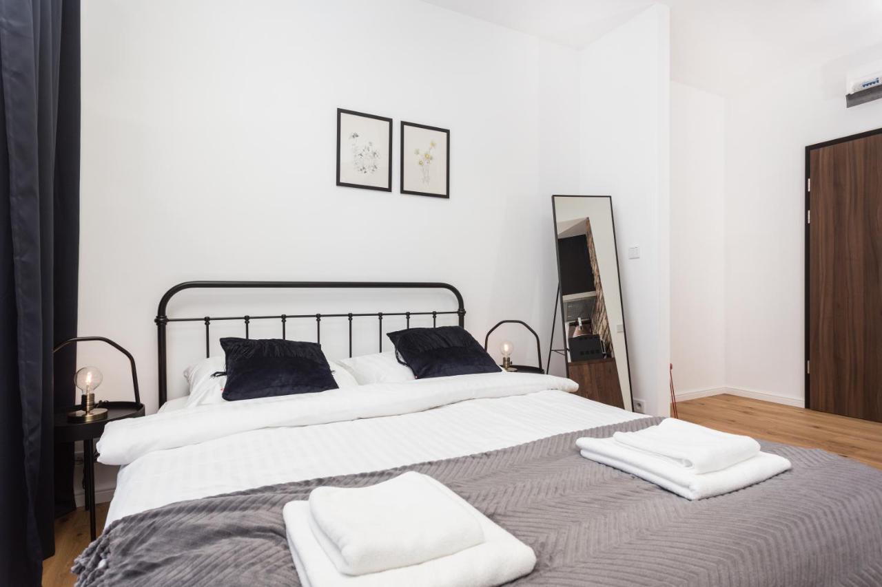 City Of The Kings - Botany Bay Apartment Cracovia Esterno foto