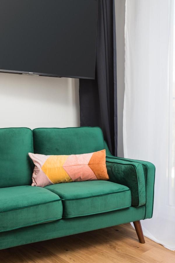 City Of The Kings - Botany Bay Apartment Cracovia Esterno foto